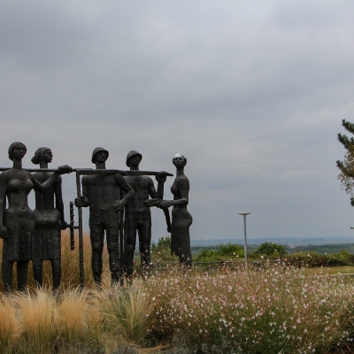 &copy; Zaron Photography